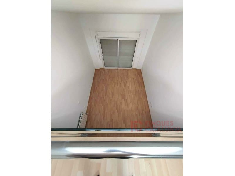 4 bedroom Flat for sale in Girona city with garage - € 400,000 (Ref: 9433576)