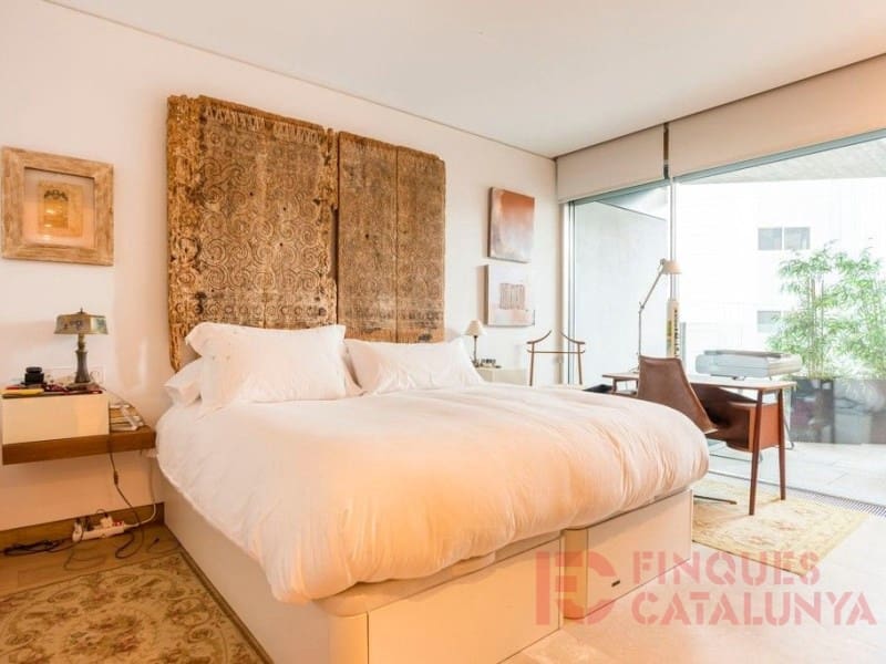 3 bedroom Penthouse for sale in Girona city with garage - € 995,000 (Ref: 9433578)