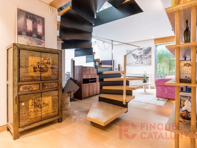 3 makuuhuone Kattohuoneisto myytävänä paikassa Girona kaupunki mukana 
autotalli - 995 000 € (Ref: 9433578)