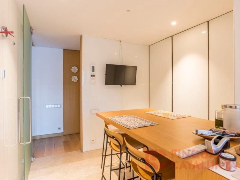 3 bedroom Penthouse for sale in Girona city with garage - € 995,000 (Ref: 9433578)