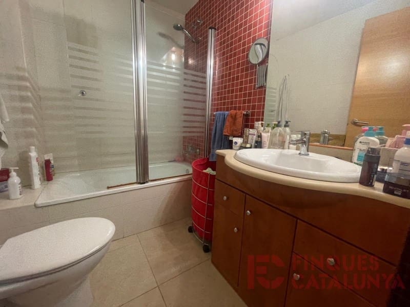 2 soveværelse Lejlighed til salg i Quart med garage - € 210.000 (Ref: 9433580)