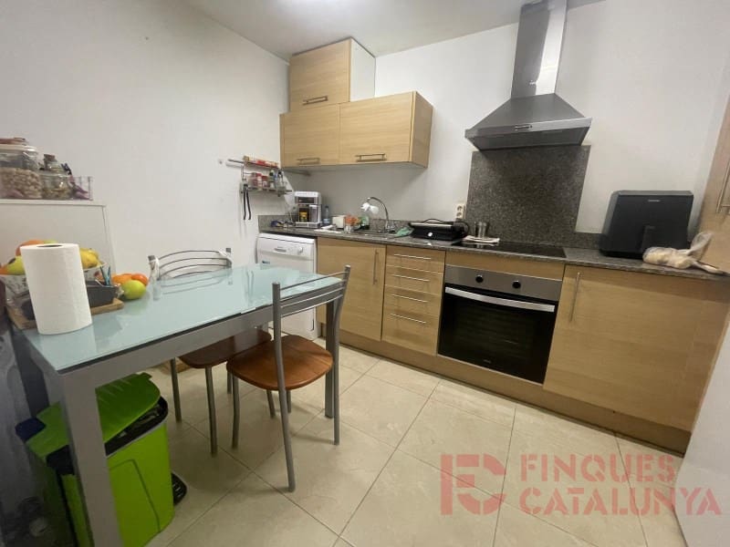 2 soveværelse Lejlighed til salg i Quart med garage - € 210.000 (Ref: 9433580)