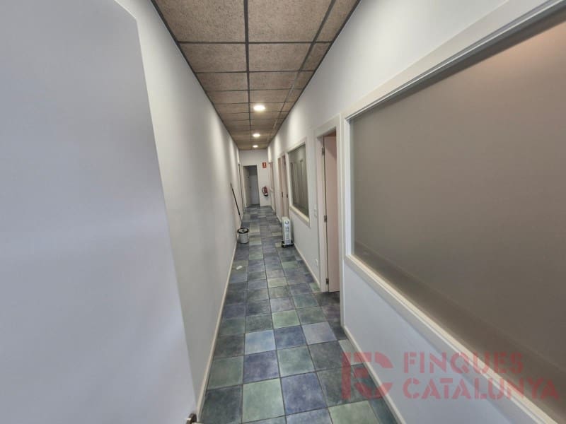 Office for sale in Girona city - € 169,900 (Ref: 9433581)