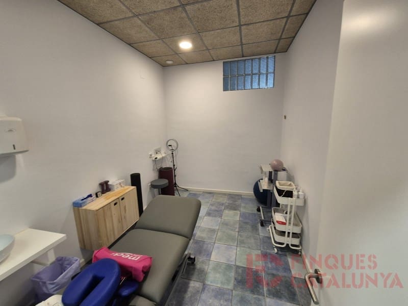 Office for sale in Girona city - € 169,900 (Ref: 9433581)