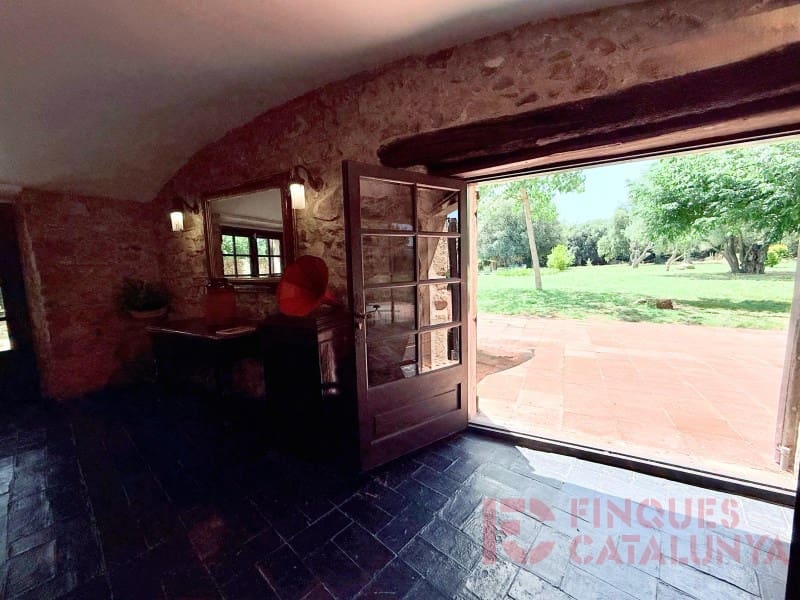 Finca/Country House for sale in Llagostera - € 1,325,000 (Ref: 9433582)