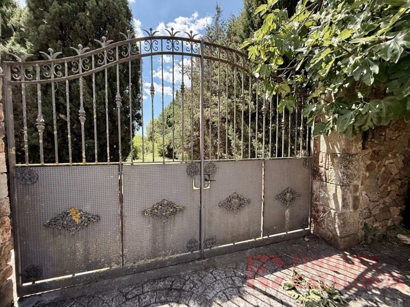 Finca/Country House for sale in Llagostera - € 1,325,000 (Ref: 9433582)