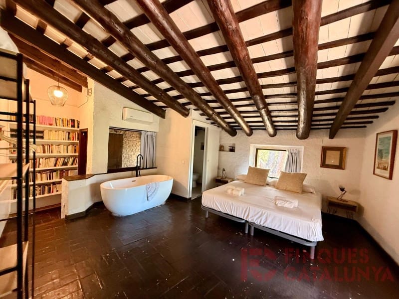 Finca/Country House for sale in Llagostera - € 1,325,000 (Ref: 9433582)
