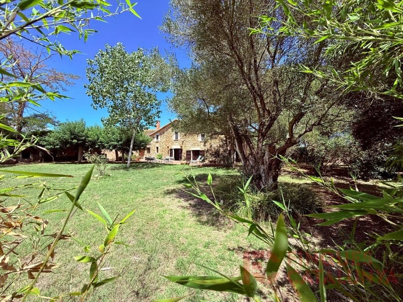 Finca/Country House for sale in Llagostera - € 1,325,000 (Ref: 9433582)