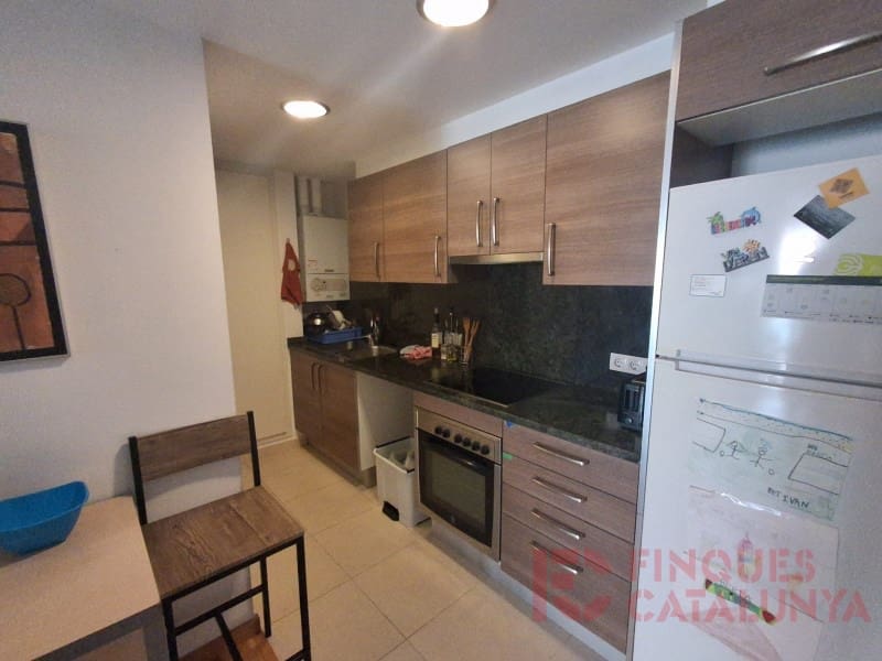 2 bedroom Flat for sale in Girona city - € 280,000 (Ref: 9433586)