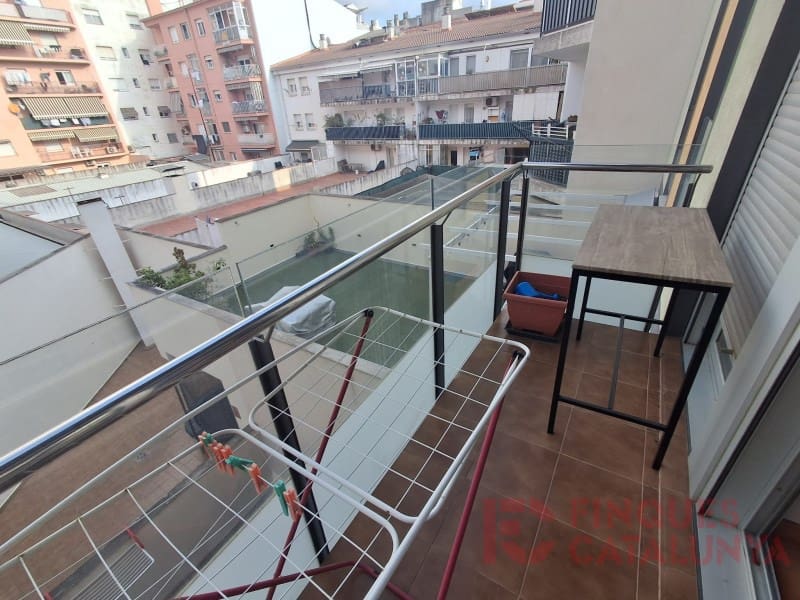 2 bedroom Flat for sale in Girona city - € 280,000 (Ref: 9433586)