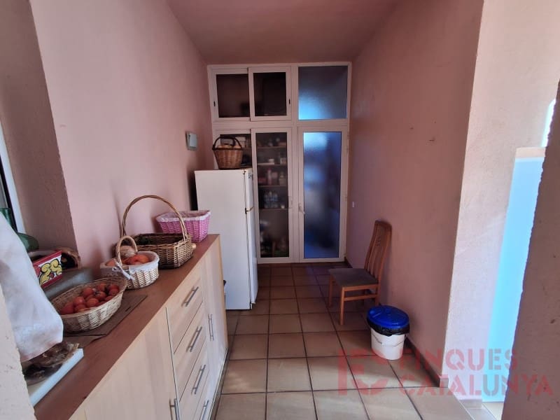 3 slaapkamer Villa te koop in Bescano met garage - € 308.000 (Ref: 9433591)