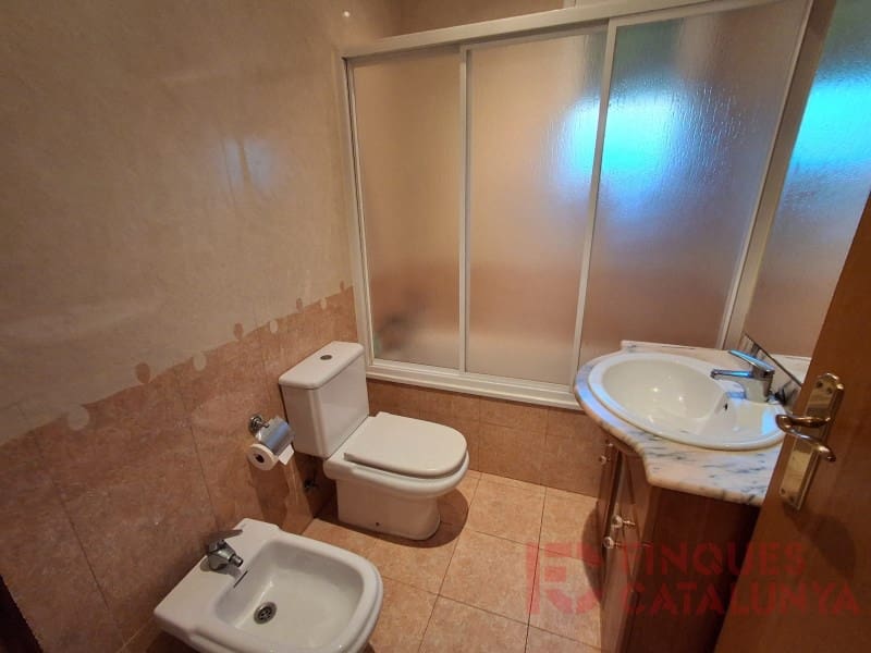 3 slaapkamer Villa te koop in Bescano met garage - € 308.000 (Ref: 9433591)