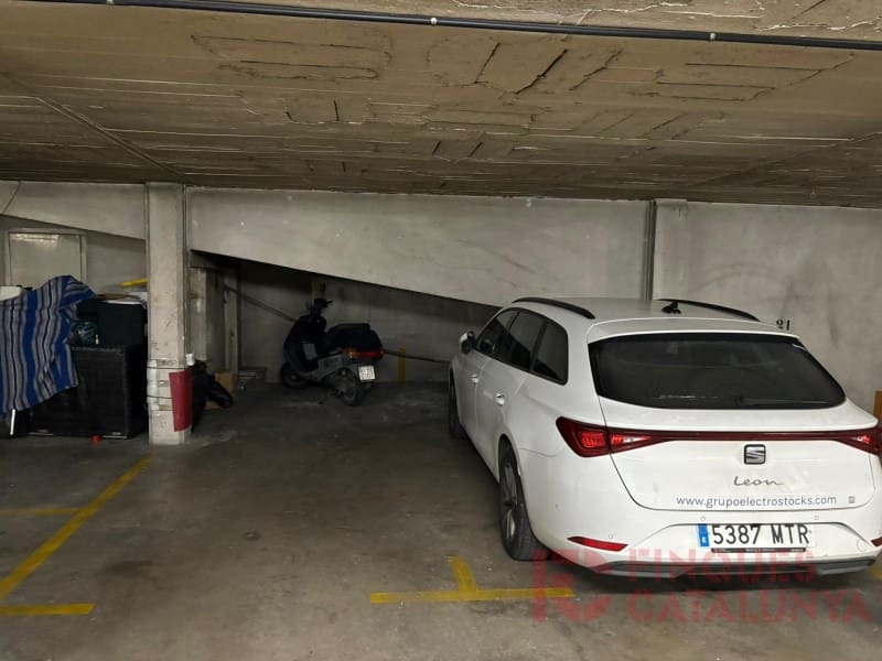 Garage for sale in Girona city - € 18,000 (Ref: 9433596)