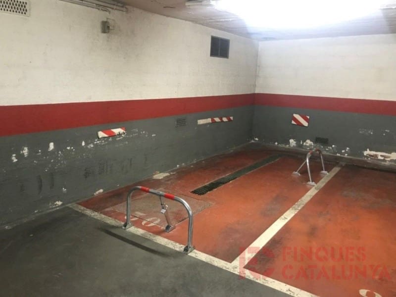 Garage for sale in Girona city - € 20,000 (Ref: 9433597)