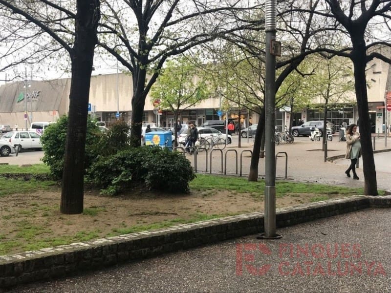 Garage for sale in Girona city - € 20,000 (Ref: 9433597)