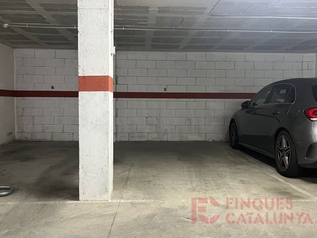Garage à vendre à Gérone ville - 19 200 € (Ref: 9433598)