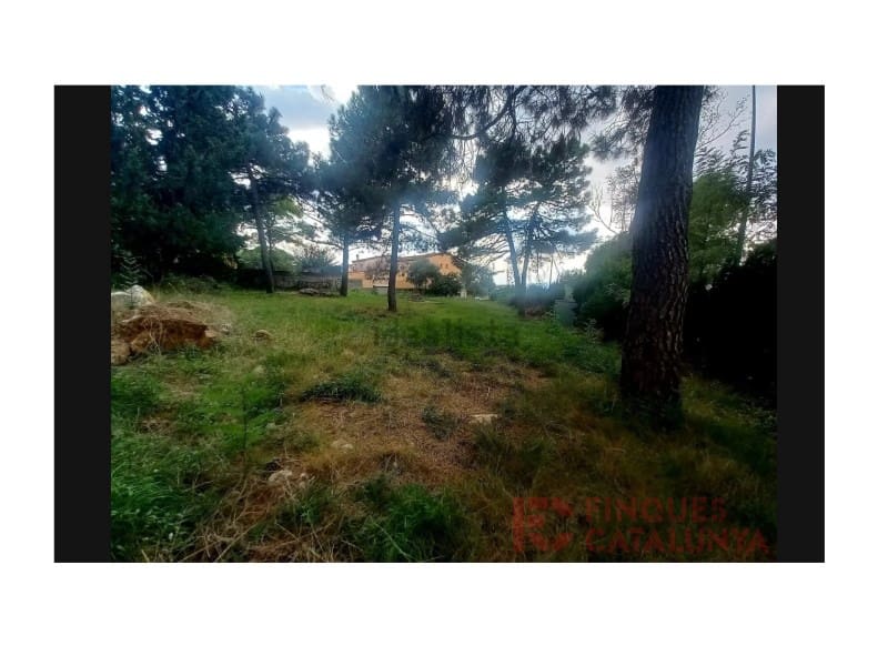Building Plot for sale in Girona city - € 360,000 (Ref: 9456351)