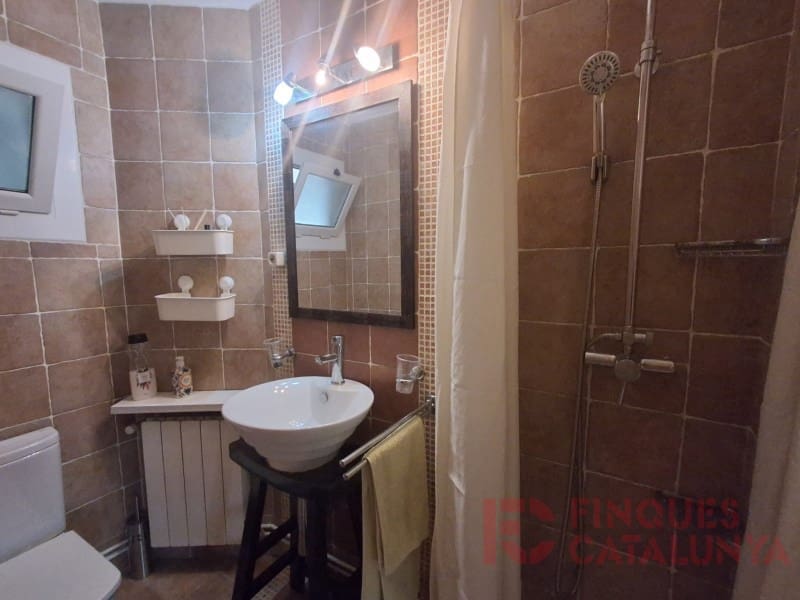 3 bedroom Flat for sale in Girona city - € 210,000 (Ref: 9497297)