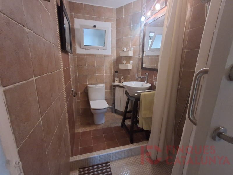 3 bedroom Flat for sale in Girona city - € 210,000 (Ref: 9497297)