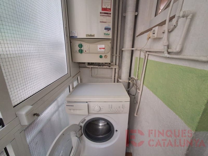 3 bedroom Flat for sale in Girona city - € 210,000 (Ref: 9497297)