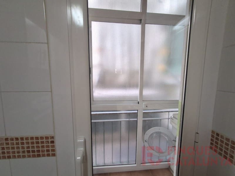 3 bedroom Flat for sale in Girona city - € 210,000 (Ref: 9497297)