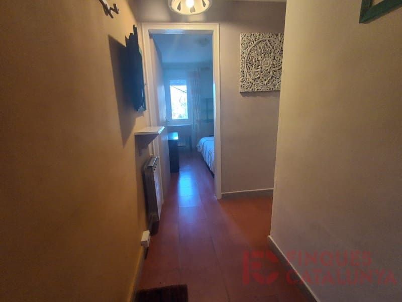 2 bedroom Flat for sale in Girona city - € 210,000 (Ref: 9497299)