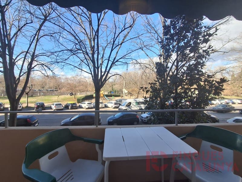 2 bedroom Flat for sale in Girona city - € 210,000 (Ref: 9497299)