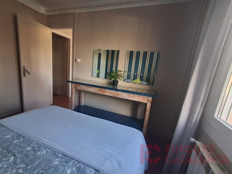 2 bedroom Flat for sale in Girona city - € 210,000 (Ref: 9497299)