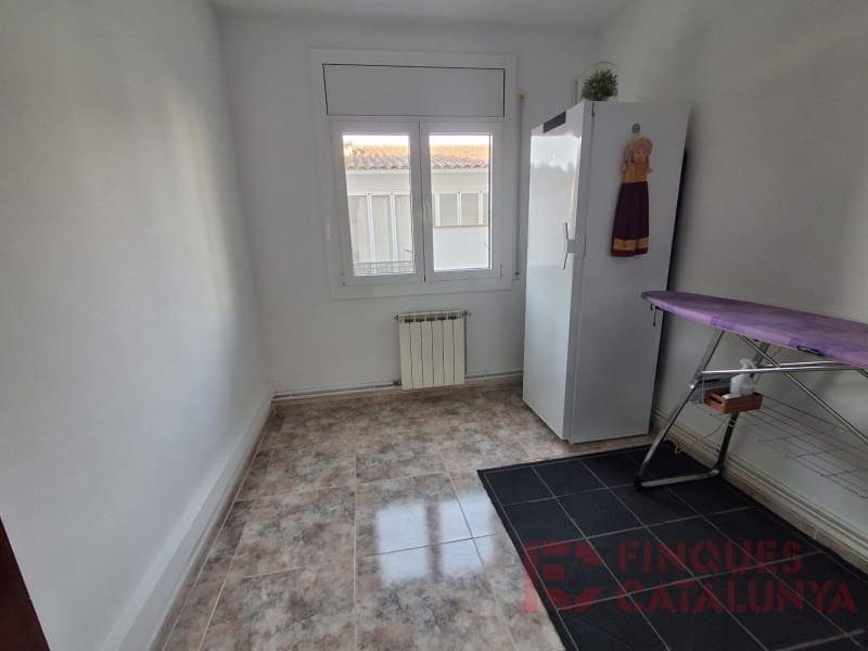 4 bedroom Flat for sale in Bescano with garage - € 290,000 (Ref: 9509403)