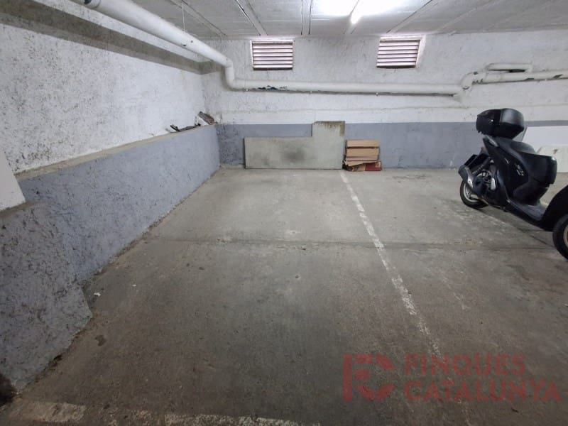 4 bedroom Flat for sale in Bescano with garage - € 290,000 (Ref: 9509403)