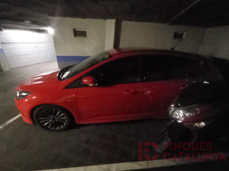 Autotalli myytävänä paikassa Girona kaupunki - 20 500 € (Ref: 9516235)