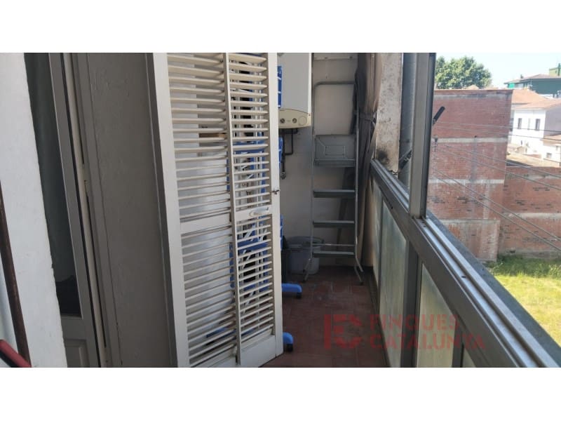 4 bedroom Flat for sale in Girona city - € 168,000 (Ref: 9516239)