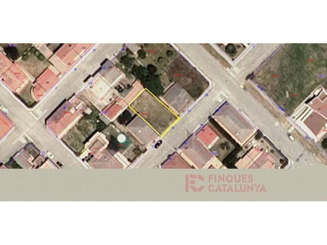 Building Plot for sale in Les Planes d'Hostoles - € 60,000 (Ref: 9516240)
