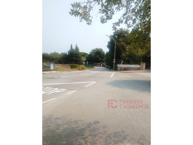 Byggegrund til salg i Girona by - € 990.000 (Ref: 9516246)