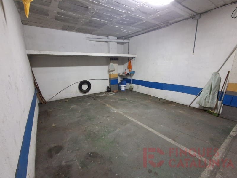 Garasje til salgs i Salt - € 20 000 (Ref: 9516247)