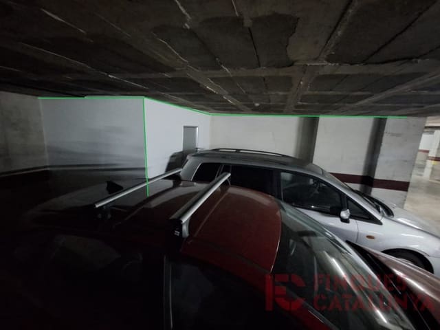 Garage til salg i Girona by - € 28.000 (Ref: 9516252)