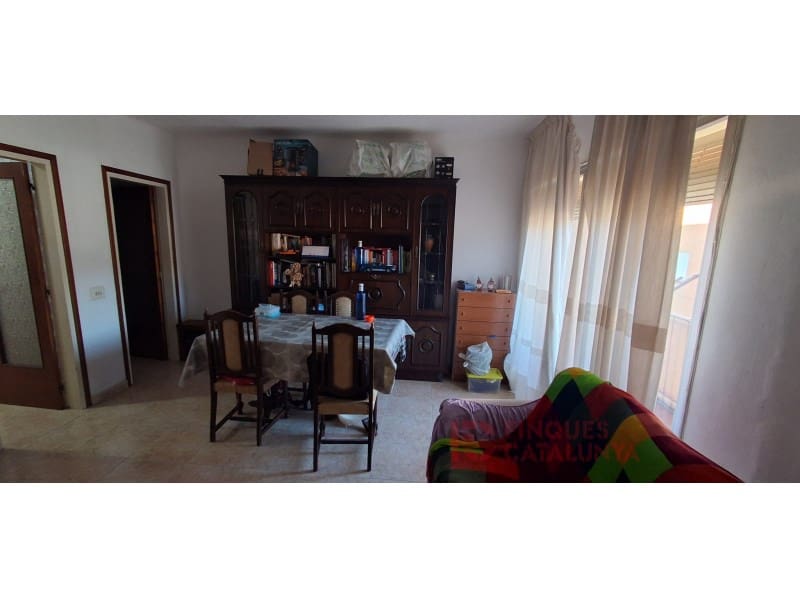 3 bedroom Flat for sale in Girona city - € 187,000 (Ref: 9516254)