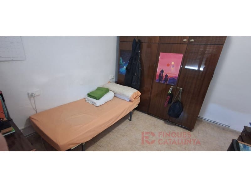 3 bedroom Flat for sale in Girona city - € 187,000 (Ref: 9516254)