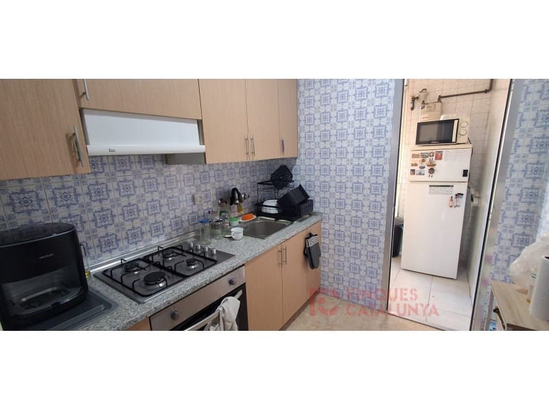 3 bedroom Flat for sale in Girona city - € 187,000 (Ref: 9516254)