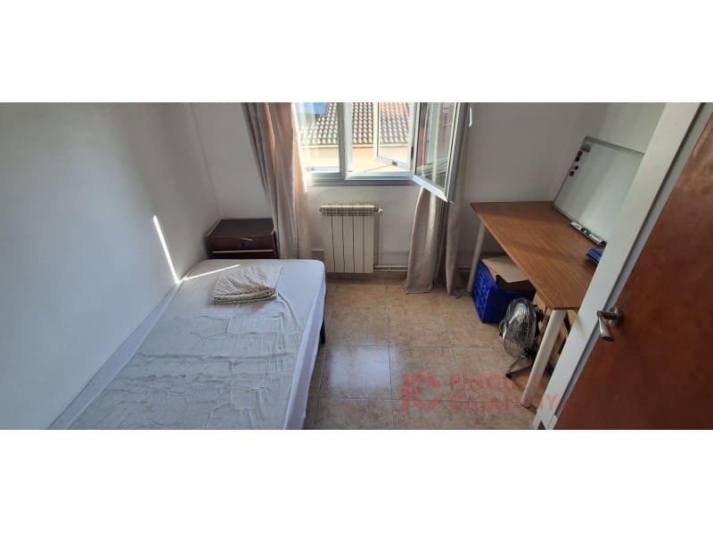 3 bedroom Flat for sale in Girona city - € 187,000 (Ref: 9516254)