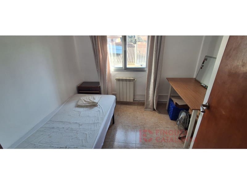 3 bedroom Flat for sale in Girona city - € 187,000 (Ref: 9516254)