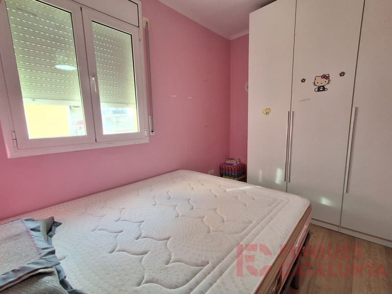 3 bedroom Flat for sale in Girona city - € 220,000 (Ref: 9519017)