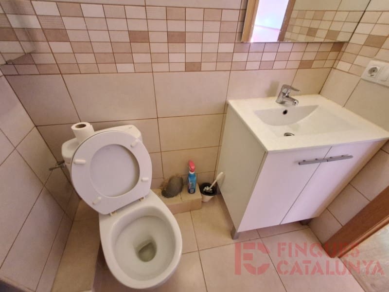 3 bedroom Flat for sale in Girona city - € 220,000 (Ref: 9519017)