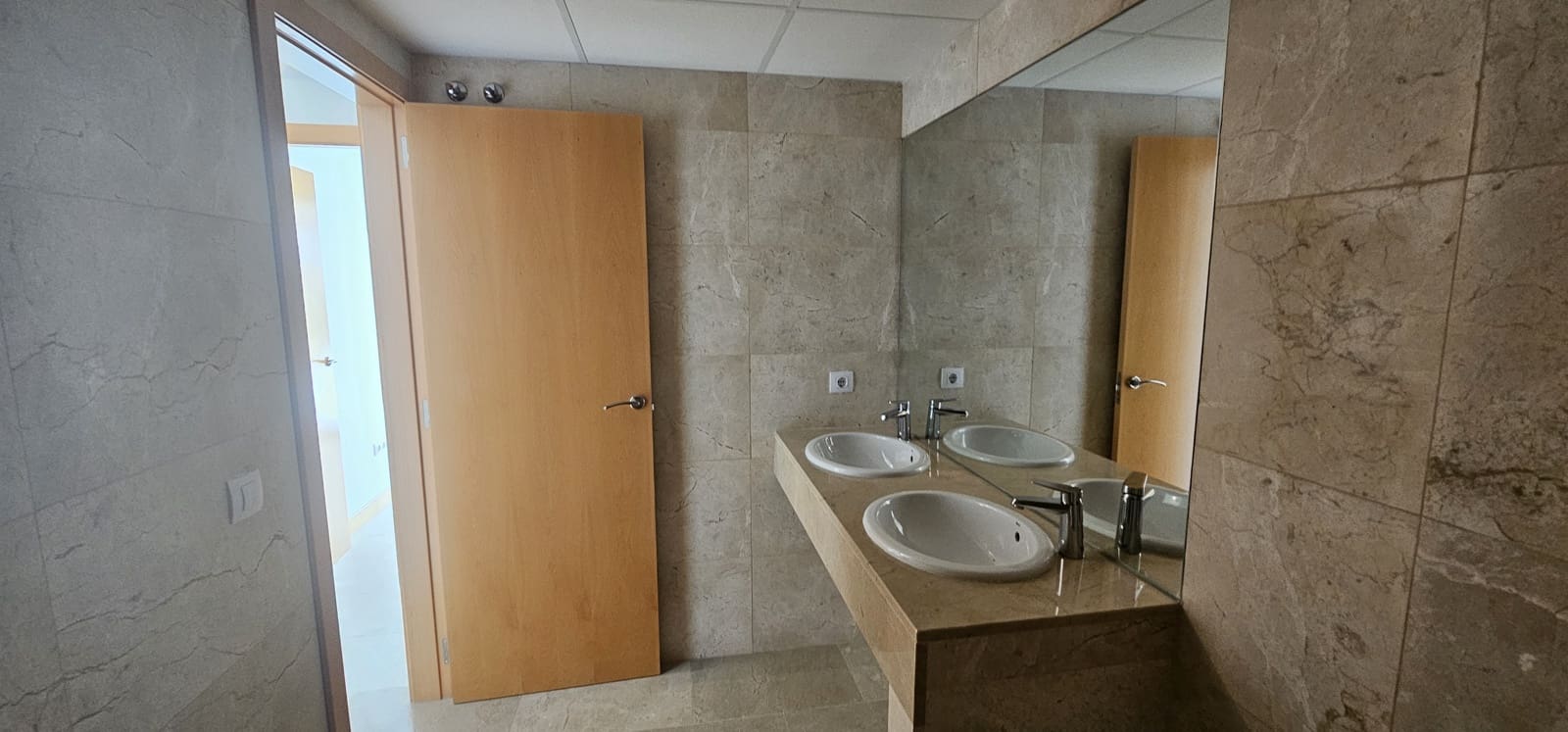 2 sypialnia Apartament na sprzedaż w Orihuela z basenem garażem - 230 000 € (Ref: 9241991)