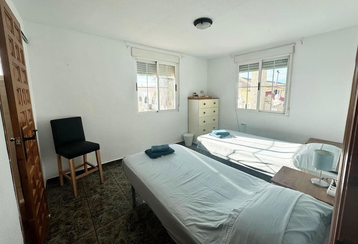 5 makuuhuone Paritalo myytävänä paikassa San Fulgencio - 285 000 € (Ref: 9242309)