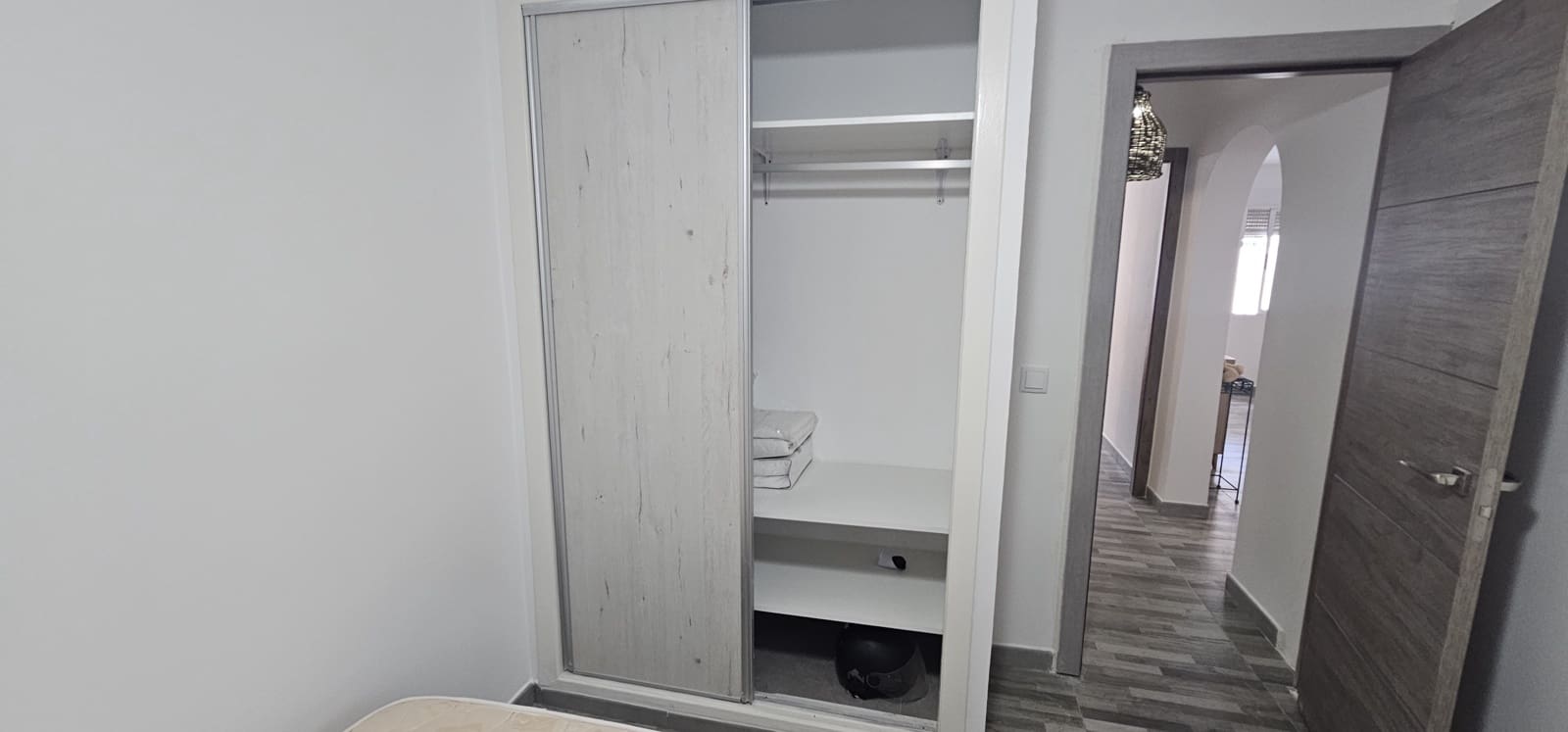 2 bedroom Apartment for sale in Torrevieja with pool - € 145,000 (Ref: 9242313)