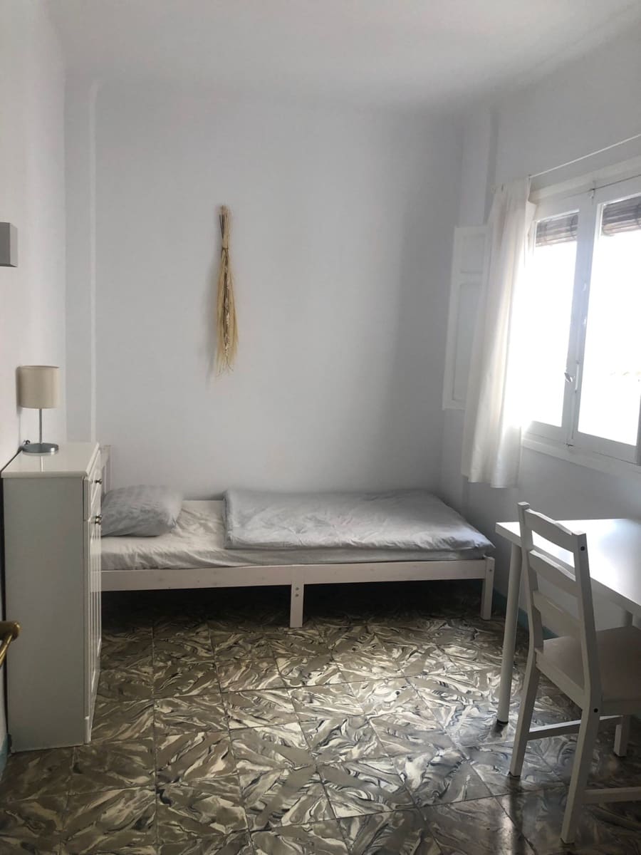 4 soverom Leilighet til salgs i Alicante by - € 185 000 (Ref: 9242400)