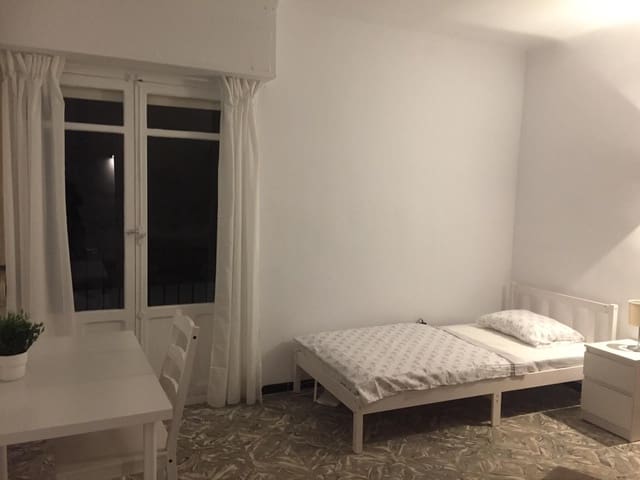 4 quarto Apartamento para venda em San Antón, Alicante cidade - 185 000 € (Ref: 9242400)