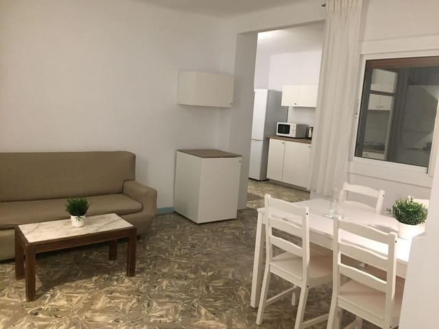 4 quarto Apartamento para venda em San Antón, Alicante cidade - 185 000 € (Ref: 9242400)