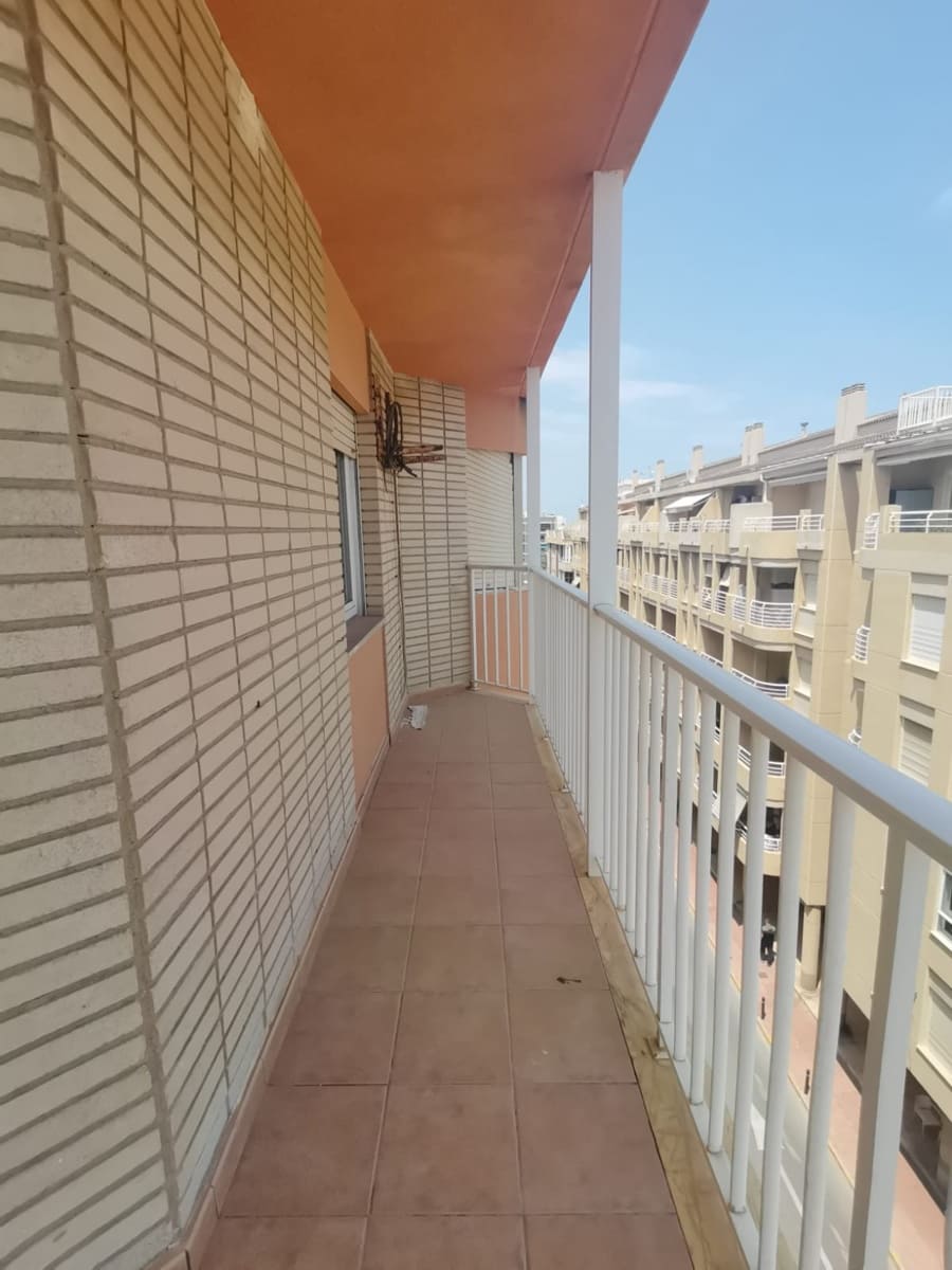 3 sypialnia Penthouse na sprzedaż w Torrevieja z garażem - 375 000 € (Ref: 9243503)